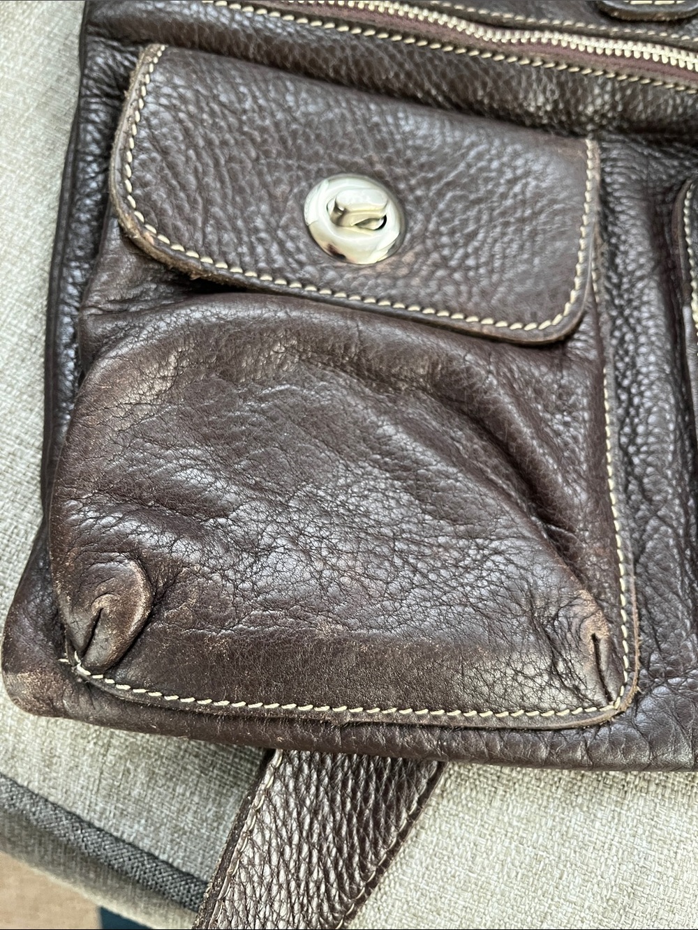 Roots Dark Brown Leather Crossbody Bag with Front Pockets - Picture 5 of 16